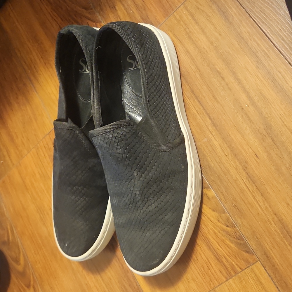 Sofft Slip Sneakers